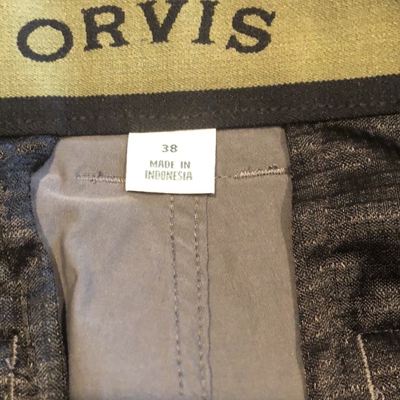 Orvis tech cargo shorts. Dark gray color. Comes with a casual striped belt. NWT! - Picture 7 of 10